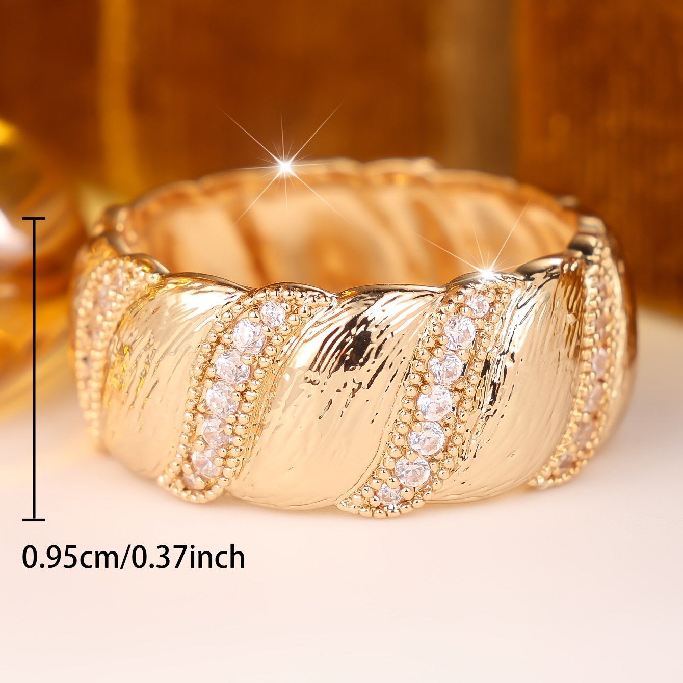 Women's Elegant Round White Zirconia Inlay Ring
